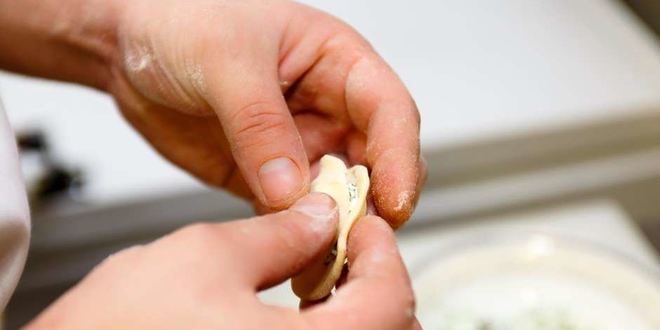 Рецепт вареников с соленым творогом