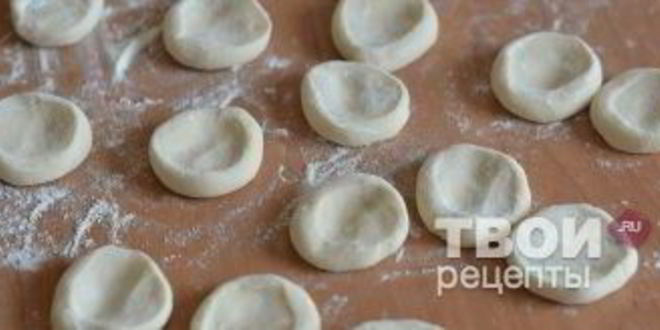 Рецепт вареников с толченой картошкой