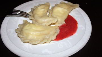 Рецепт Вареников с творогом и клубникой