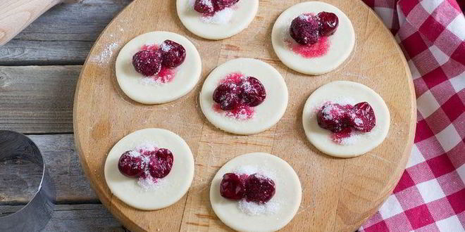 Рецепт вареников с вишней