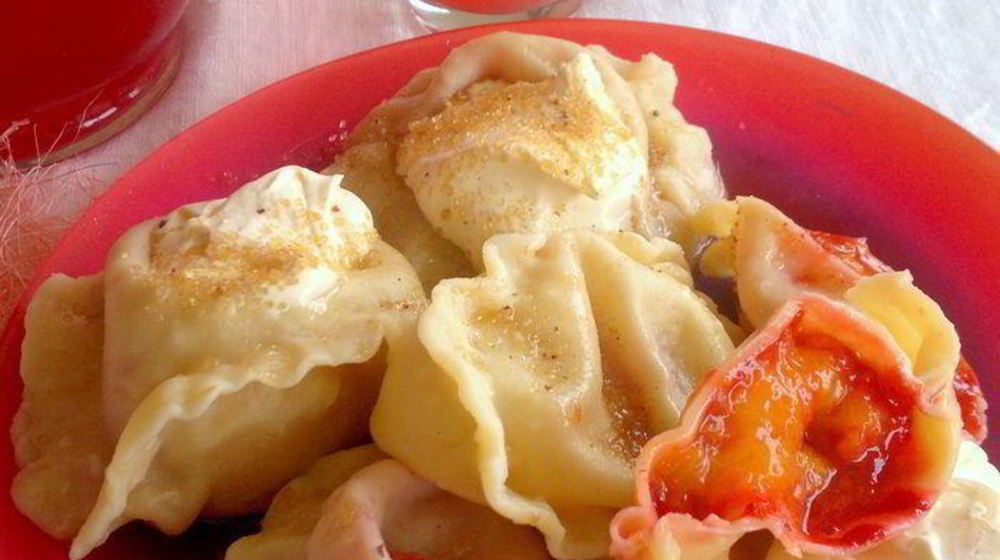 Как приготовить вареники со сливами