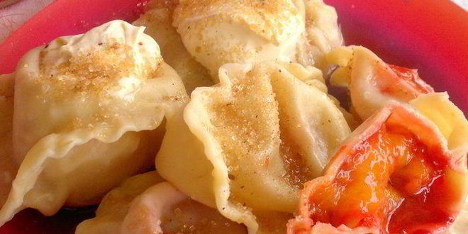 Рецепт вареников со сливами