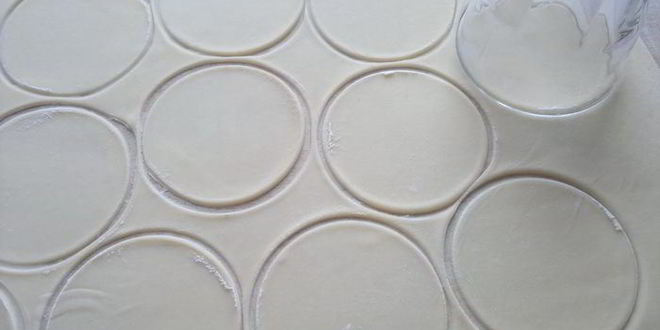 Рецепт вареников со сливами