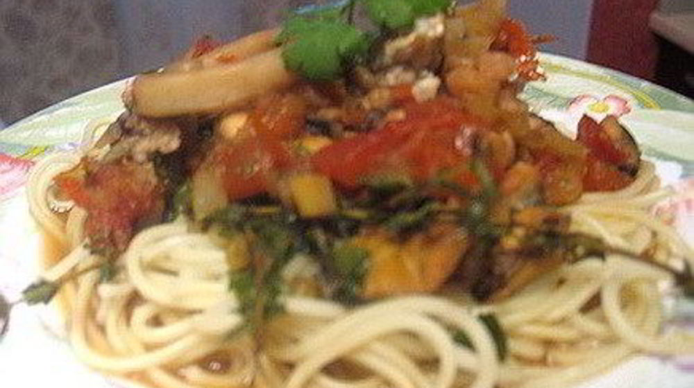 Как приготовить яичную лапшу с морепродуктами