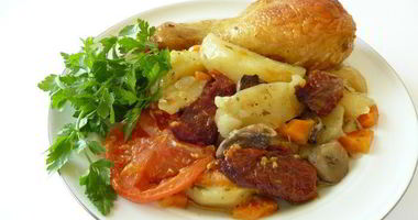 Рецепт Куриного жаркого с грибами и вялеными помидорами