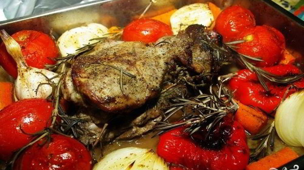 Как приготовить жаркое из баранины в духовке