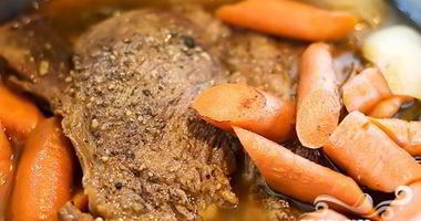 Рецепт Жаркого из говядины и моркови с вином