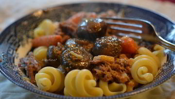 Рецепт Жаркого из говядины с грибами