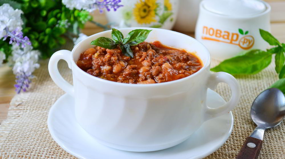 Как приготовить жаркое из говяжьего фарша, помидоров и фасоли