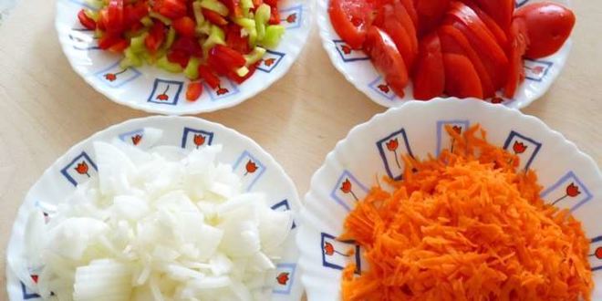 Рецепт жаркого из свинины с картошкой в горшочках