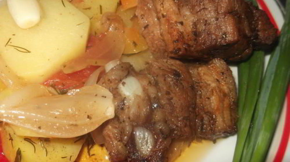 Как приготовить жаркое с овощным рагу