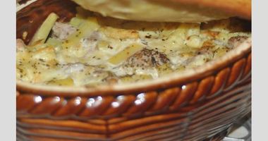 Рецепт Жаркого в горшочке под ароматной слойкой