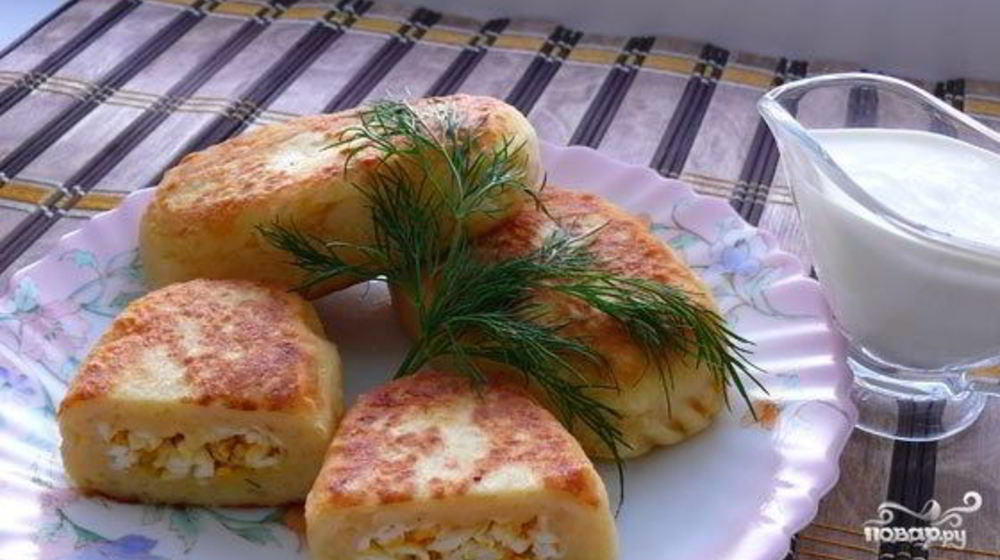 Как приготовить картофельные зразы с яйцом