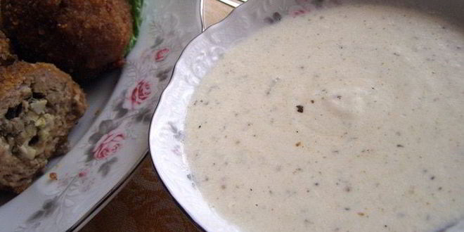 Рецепт куриных зраз с грибами под сметанно-сливочным соусом