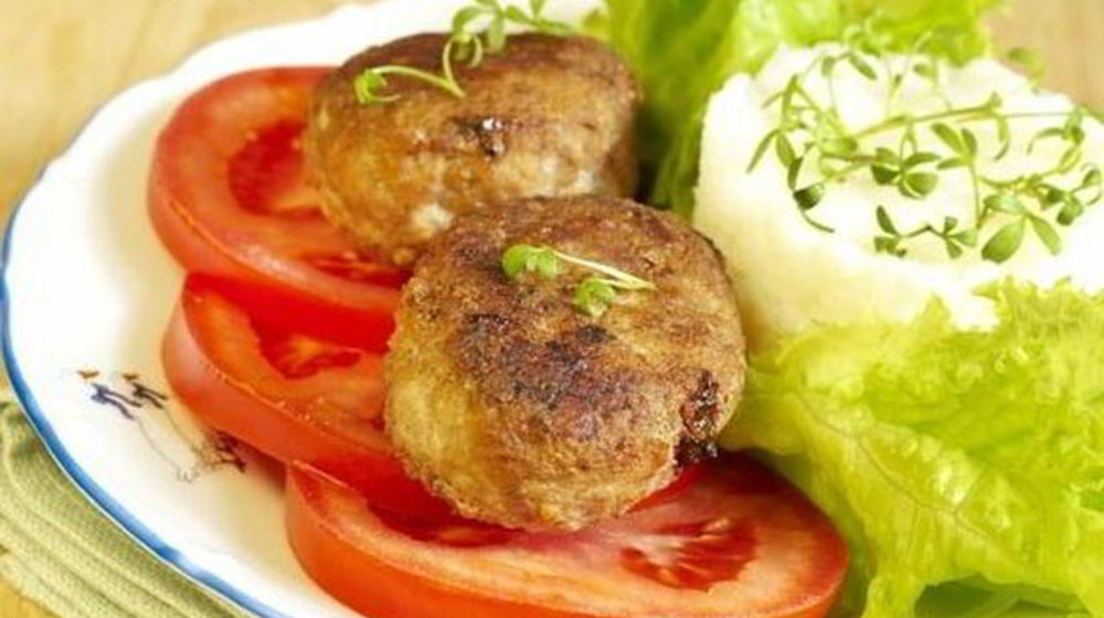 Как приготовить сочные зразы с брынзой