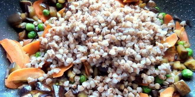 Рецепт гречки с баклажаном и морковкой