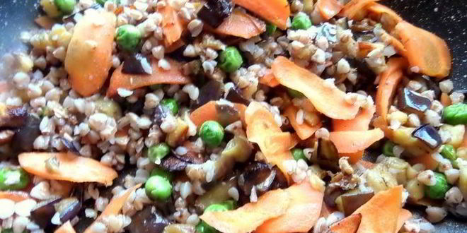Рецепт гречки с баклажаном и морковкой