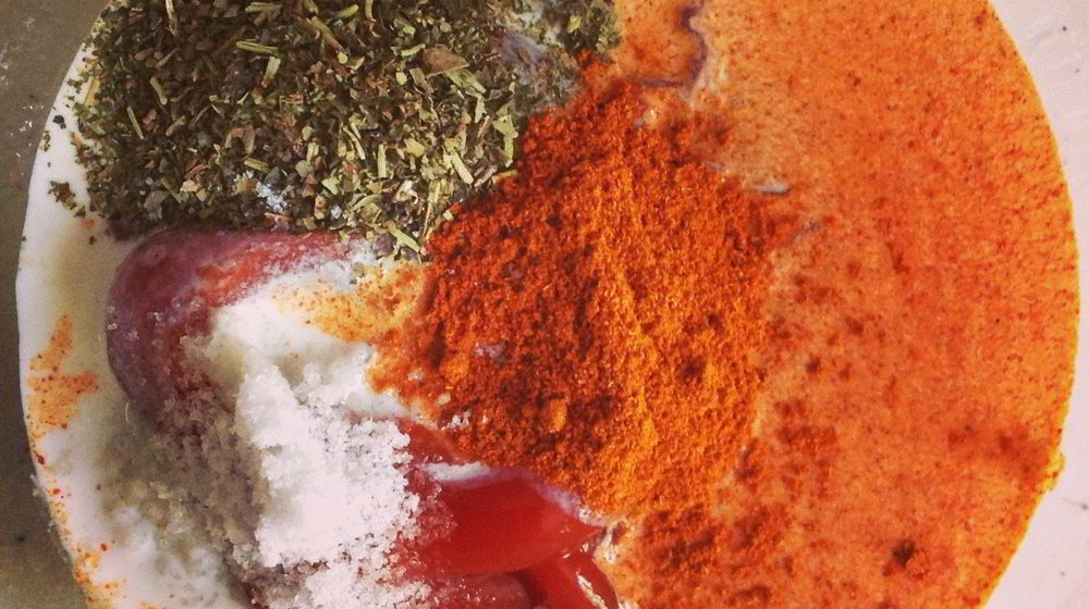 Как приготовить гречку с овощами и куриное филе в остром соусе