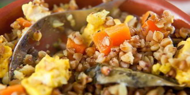 Рецепт гречневой каши с овощами и сыром