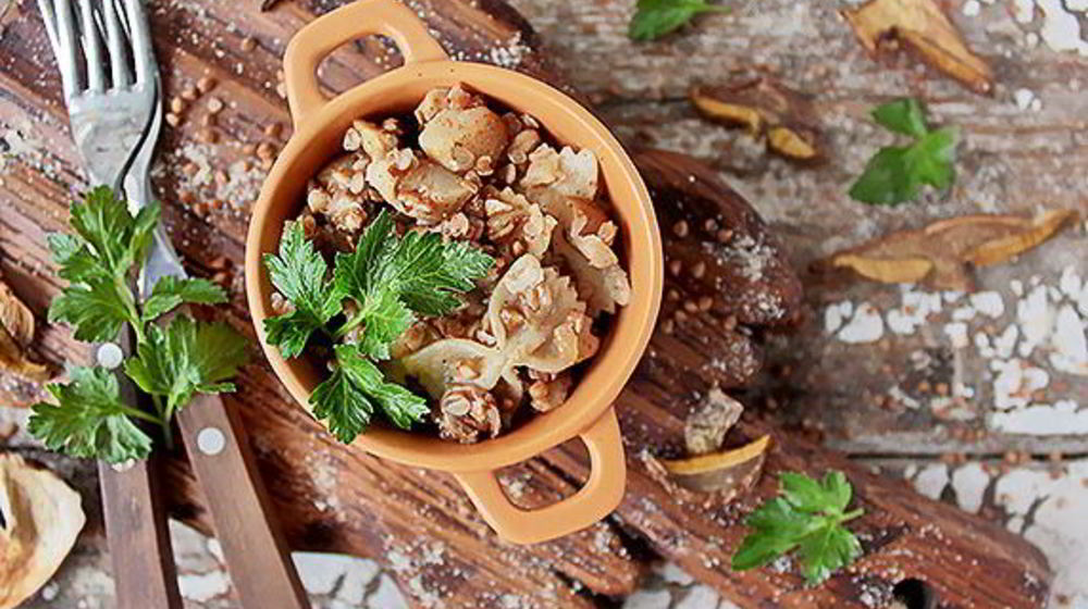 Как приготовить варнишкеса — гречневую кашу с макаронами