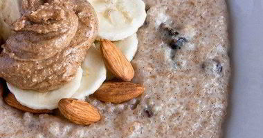 Рецепт Каши из полбы с изюмом и миндальной пастой