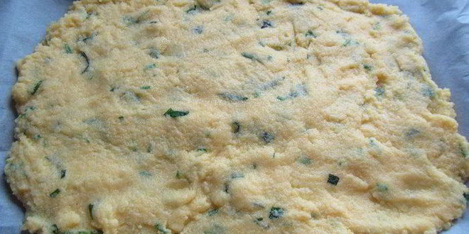 Рецепт поленты с грибами, свежими травами и пармезаном