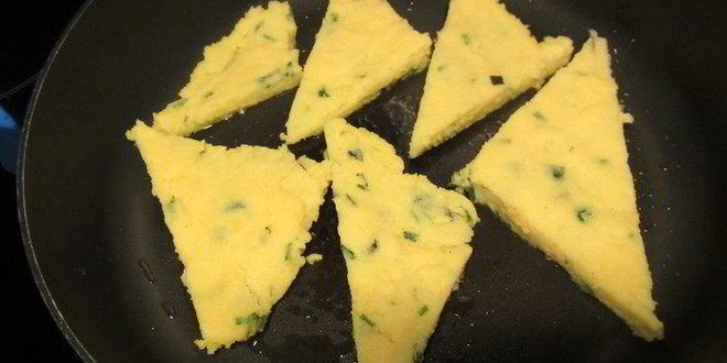 Рецепт поленты с грибами, свежими травами и пармезаном