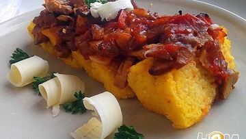 Рецепт Поленты с грибным рагу и овощами