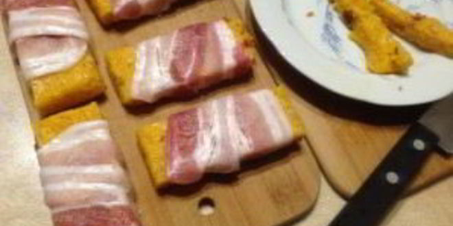 Рецепт поленты с вялеными помидорами в беконе