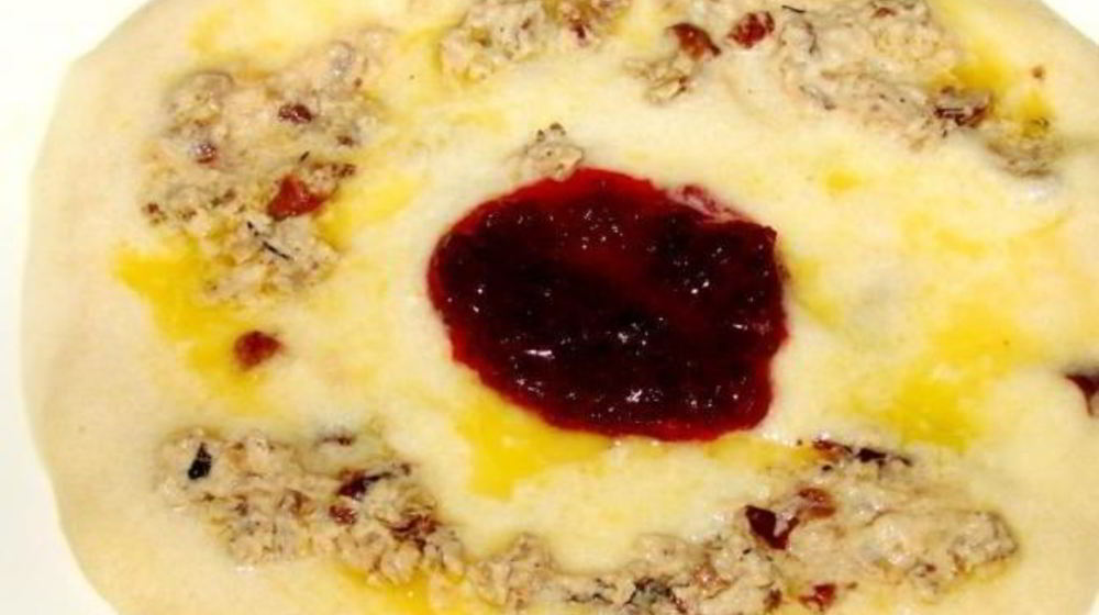 Как приготовить манную кашу гурьевскую с грецкими орехами