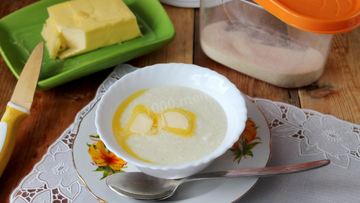 Рецепт Манной каши на молоке без комочков классическая