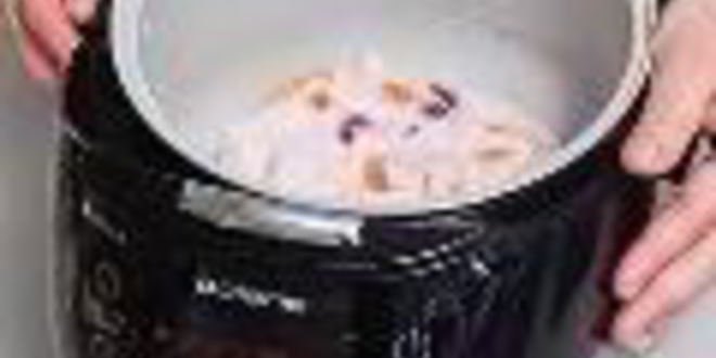 Рецепт манной каши с фруктами в мультиварке