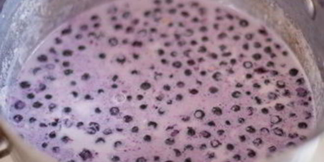 Рецепт черничной овсяной каши