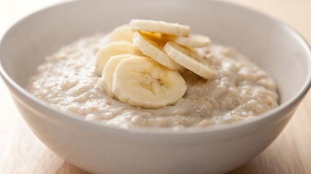 Как приготовить овсяную кашу на молоке с бананом