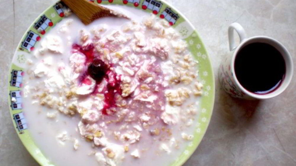 Как приготовить овсянку с творогом на завтрак