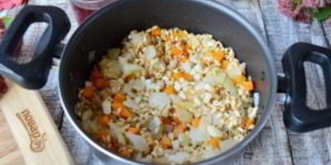 Рецепт перловой каши с фасолью, тыквой и беконом