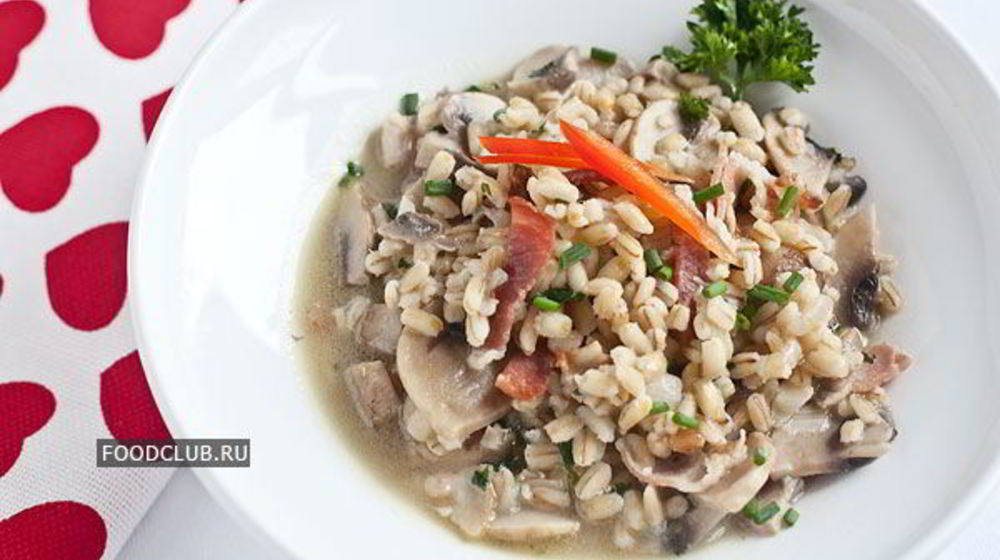 Как приготовить перловую кашу с грибами и беконом