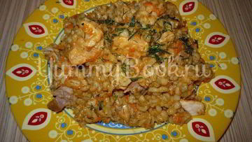 Рецепт Перловой каши с томатом и курицей из мультиварки