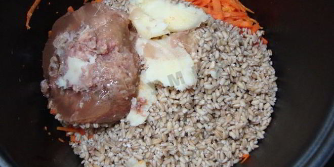 Рецепт перловой каши с тушенкой в мультиварке