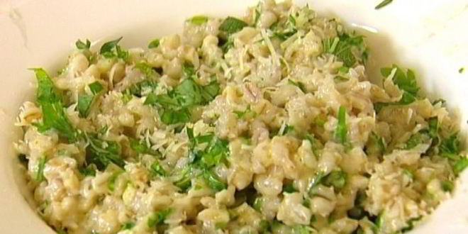 Рецепт перловки с зеленью и сыром