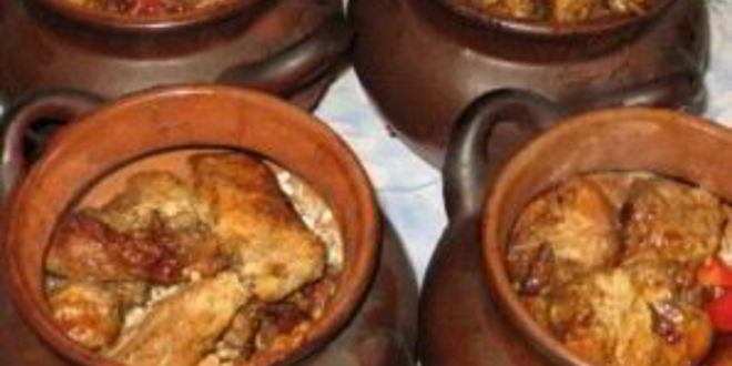 Рецепт перловки со свининой в горшочках