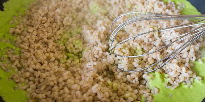 Рецепт сливочной перловой каши с горошком