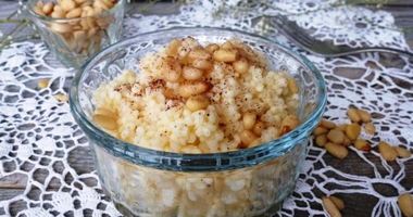Рецепт Пшенной каши с корицей и кедровыми орешками