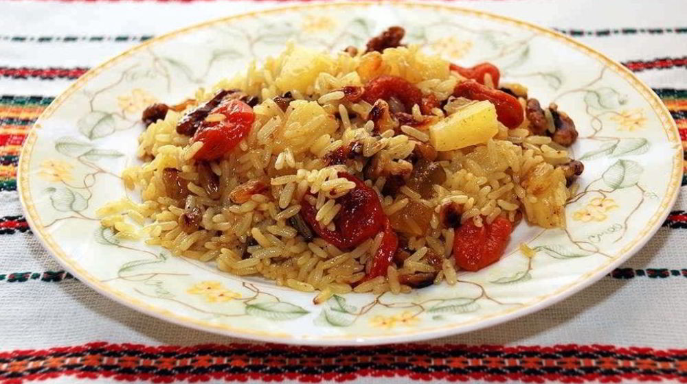 Как приготовить постную рисовую кашу с сухофруктами
