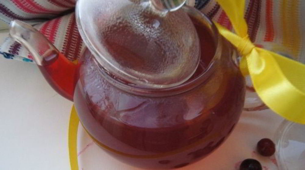 Как приготовить клюквенный чай на травяном настое