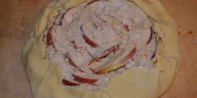 Рецепт яблочной галеты чайной роза