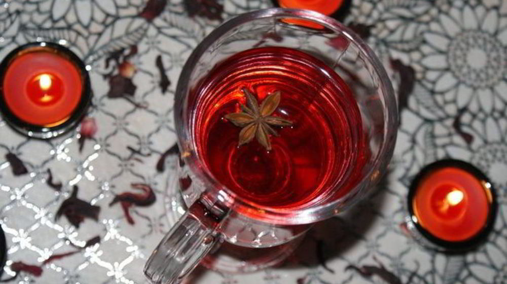 Как приготовить безалкогольный глинтвейн из каркаде