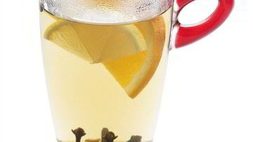 Рецепт Глинтвейна с белым вином, ромом и изюмом