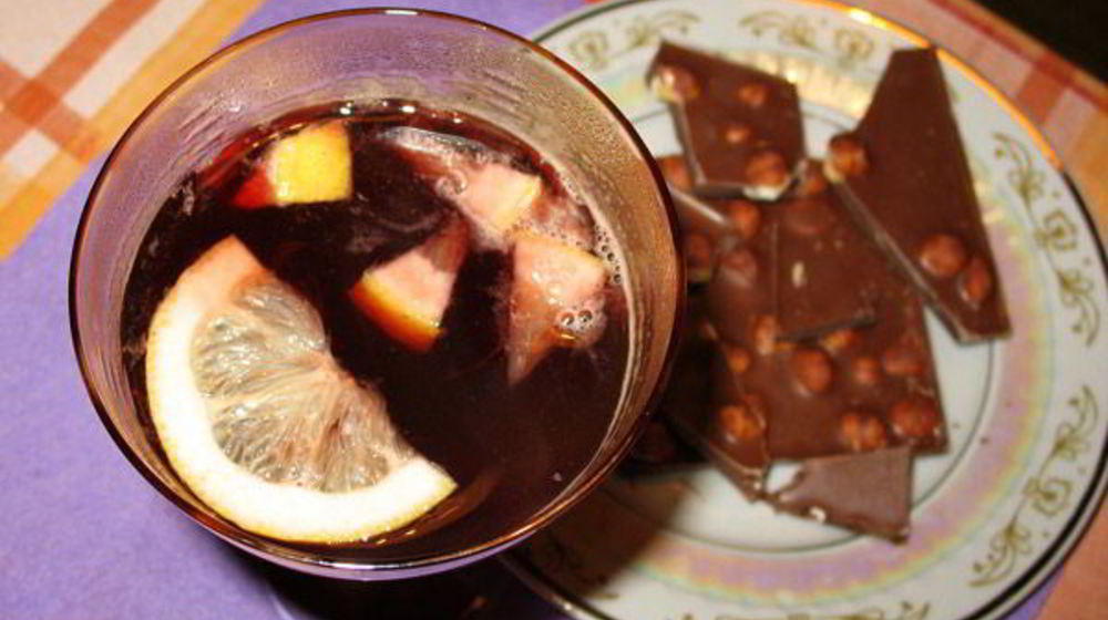 Как приготовить глинтвейн с лимоном и медом