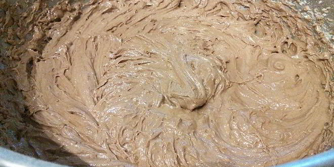 Рецепт шоколадного гугельхупфа с вишней на глинтвейне